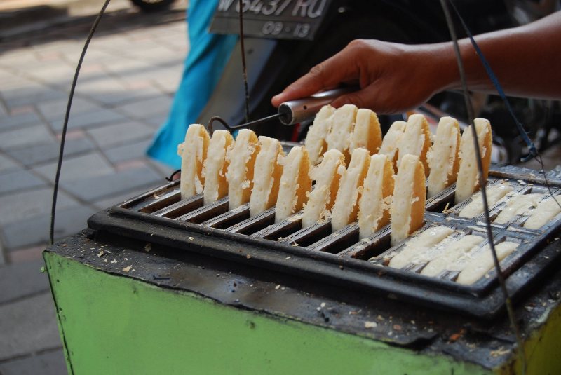 makanan kue bandros pembuatan